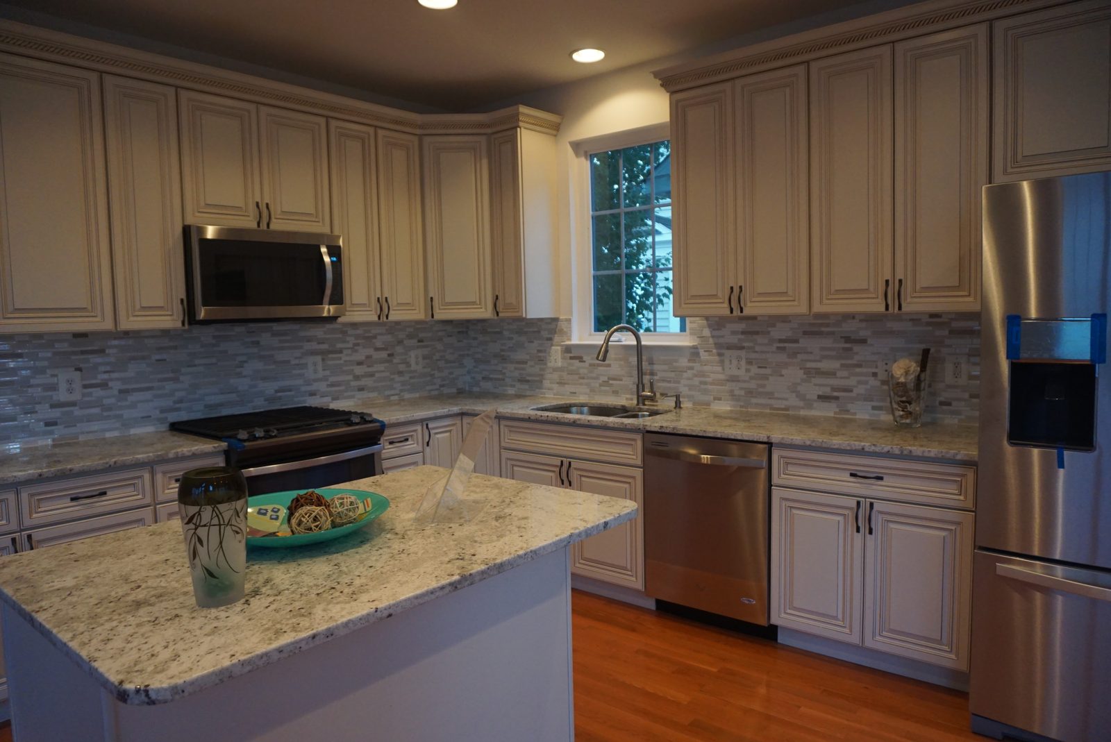 Updated kitchen with tile backsplash, Northern Virginia remodel