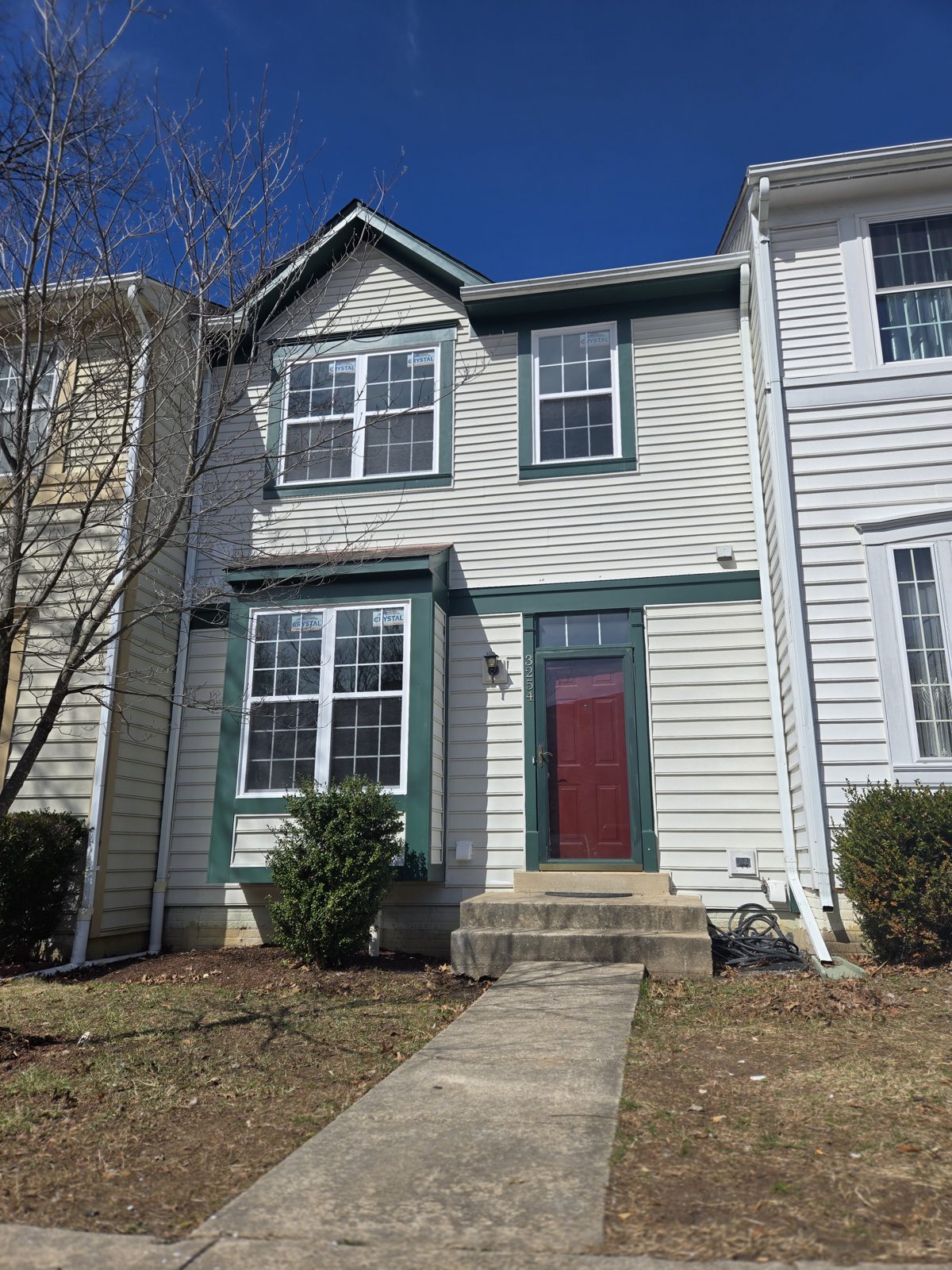Completed siding project, Northern Virginia home exterior